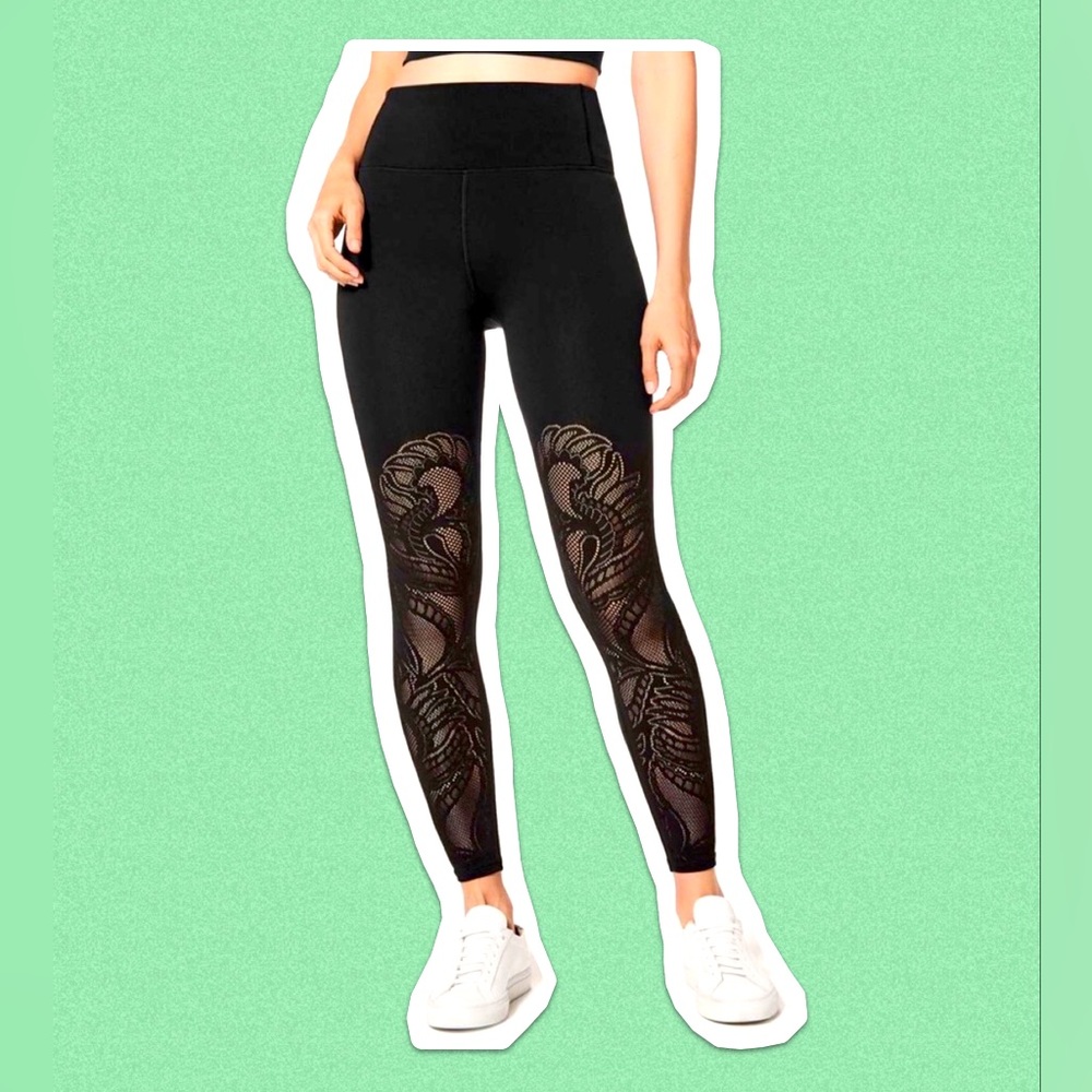 EUC Lululemon Reveal Tight *Lattice Paisley 28" - Size 4!